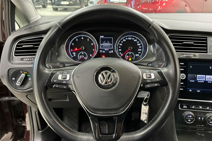 Volkswagen Golf vaihtoauto