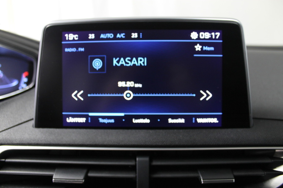 Peugeot 5008 vaihtoauto