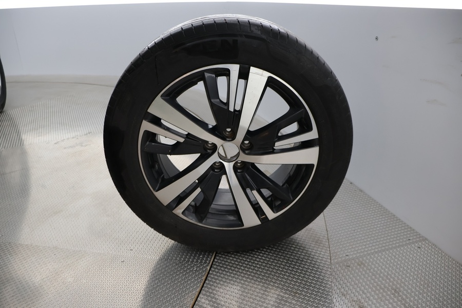 Peugeot 5008 vaihtoauto