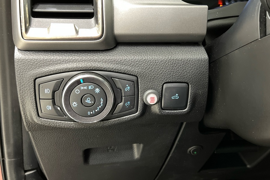 Ford Ranger vaihtoauto