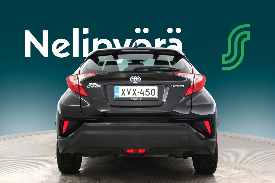 Toyota C-HR vaihtoauto