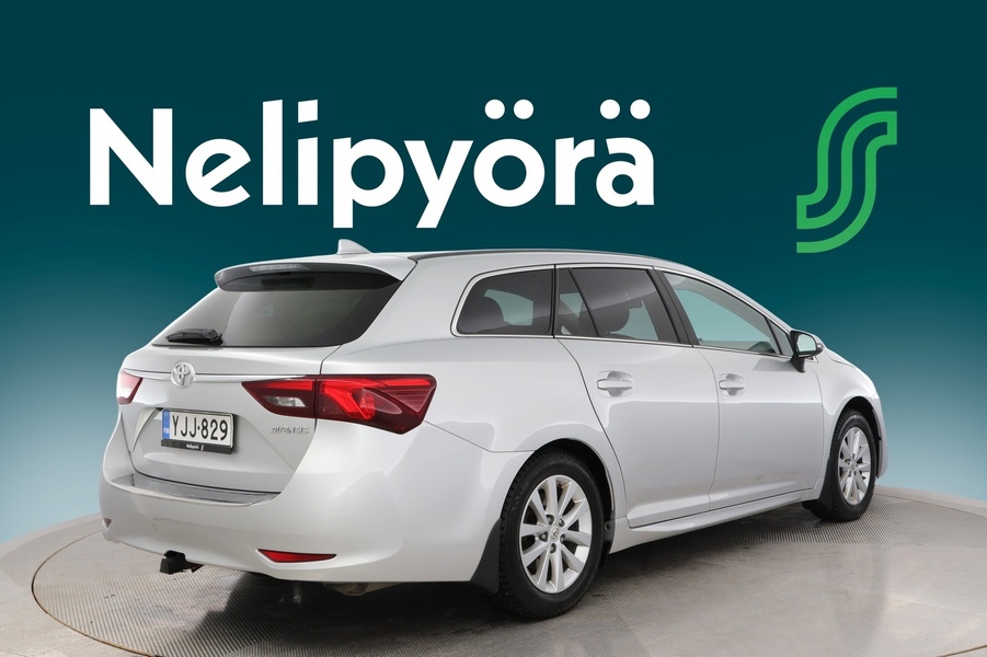 Toyota Avensis vaihtoauto