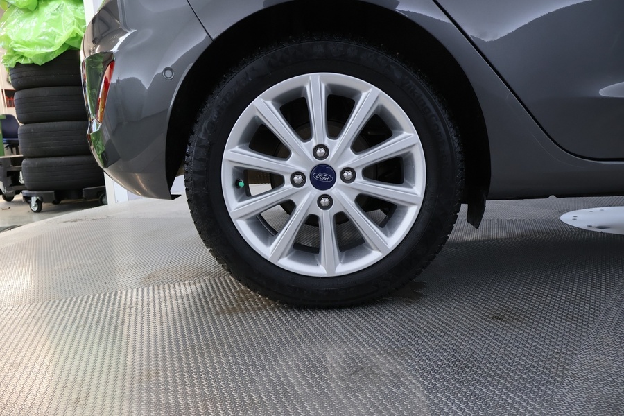 Ford Fiesta vaihtoauto