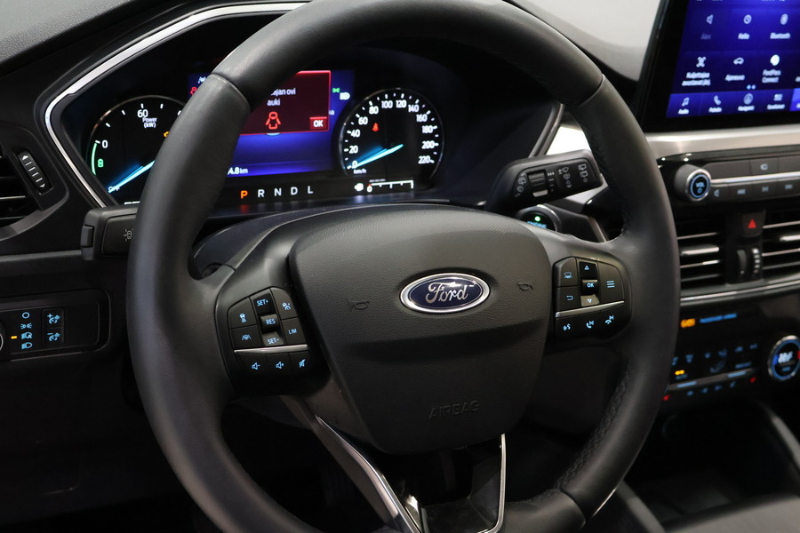 Ford Kuga vaihtoauto