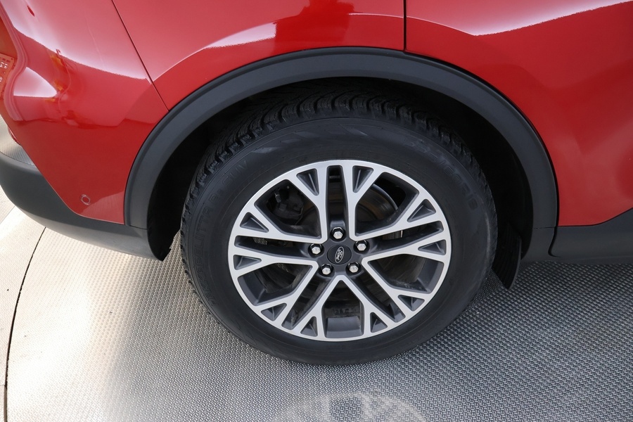 Ford Kuga vaihtoauto