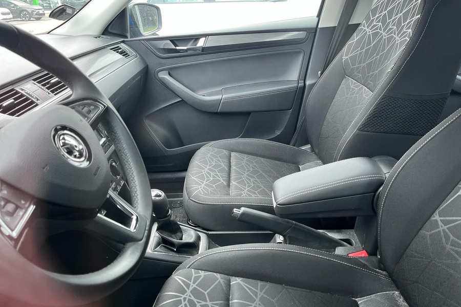 Skoda Rapid vaihtoauto