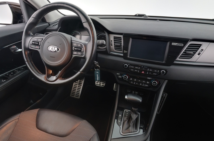 Kia Niro plug-in vaihtoauto