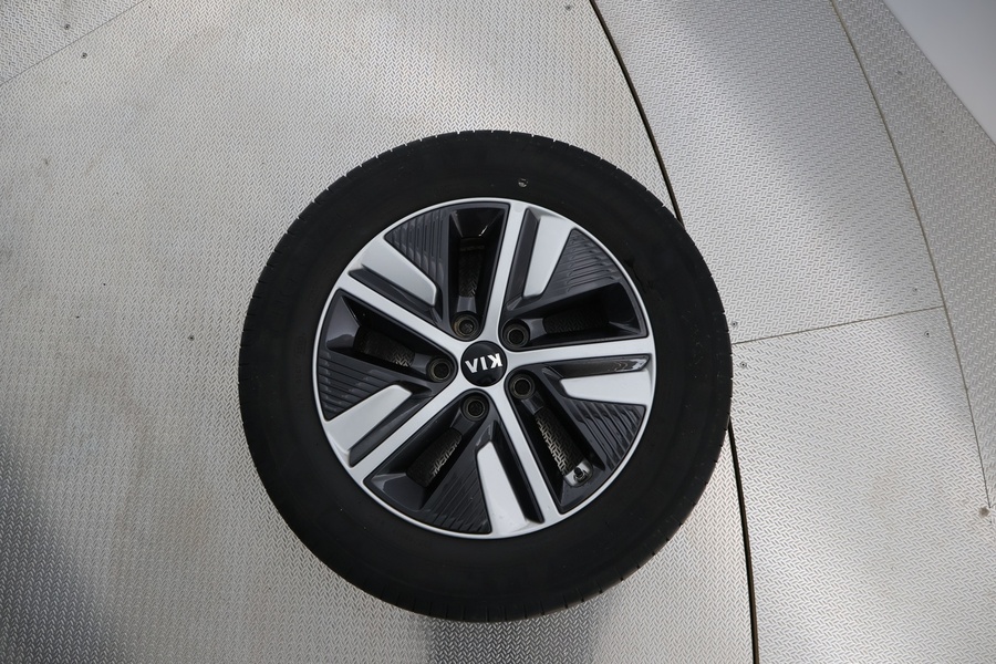 Kia Niro plug-in vaihtoauto