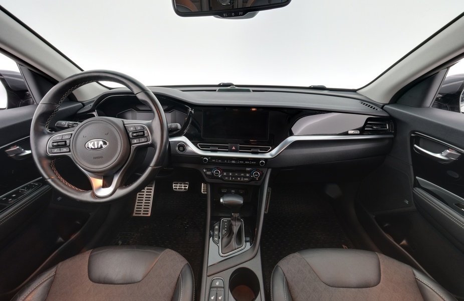 Kia Niro plug-in vaihtoauto