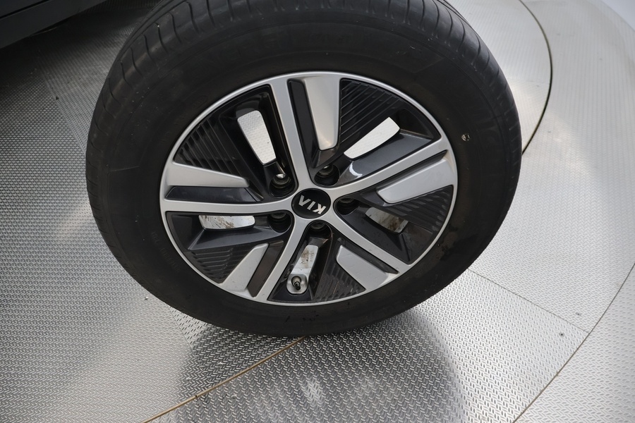 Kia Niro plug-in vaihtoauto