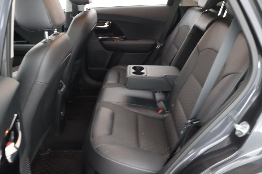 Kia Niro plug-in vaihtoauto