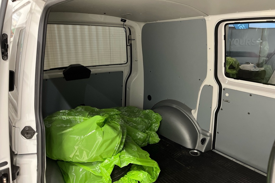 Volkswagen Transporter vaihtoauto