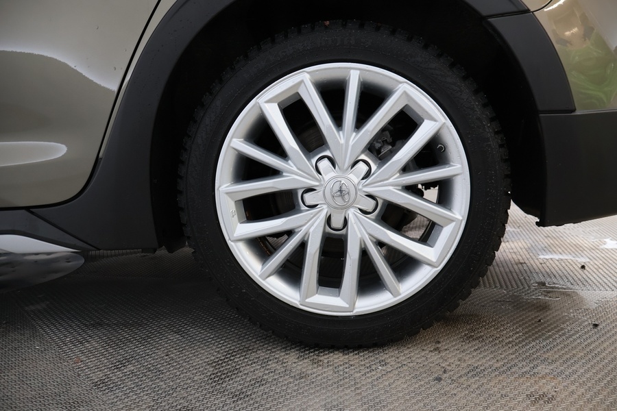 Toyota Corolla vaihtoauto