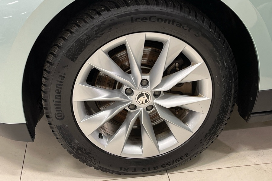 Skoda Enyaq vaihtoauto