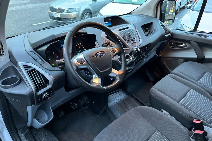 Ford Transit Custom vaihtoauto