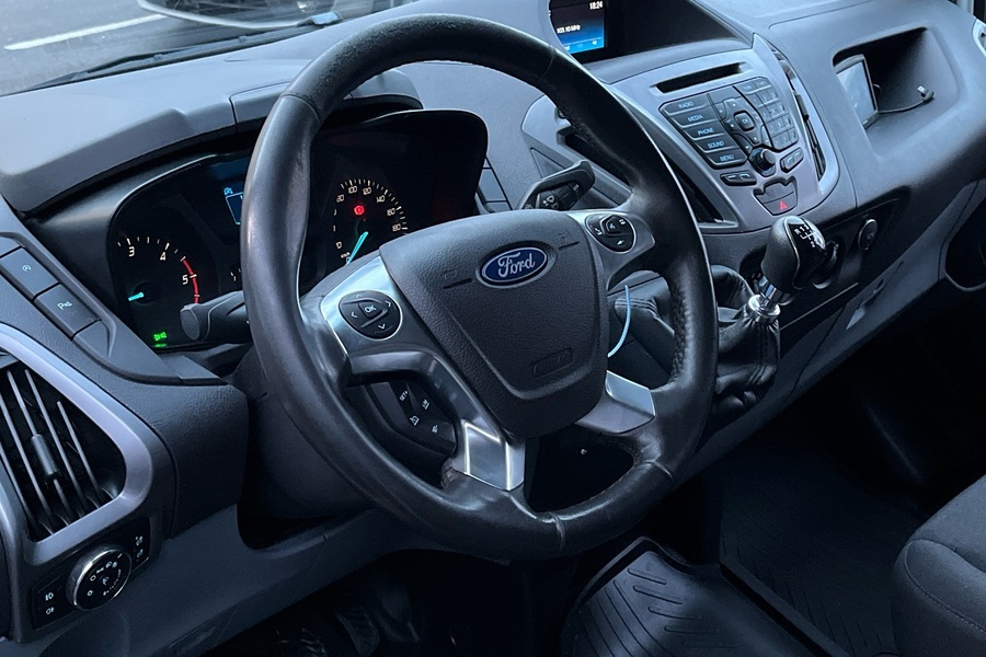 Ford Transit Custom vaihtoauto