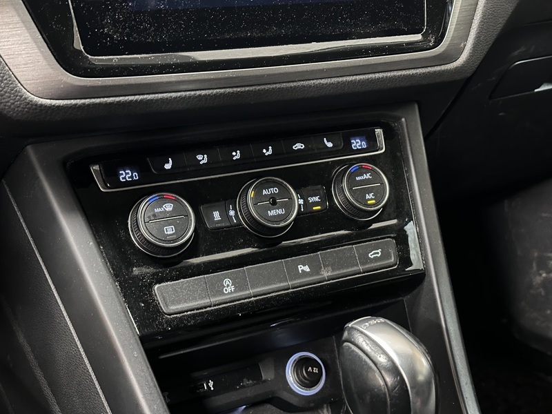 Volkswagen Touran vaihtoauto