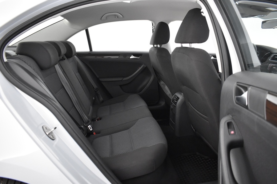 Volkswagen Jetta vaihtoauto