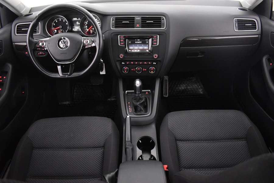 Volkswagen Jetta vaihtoauto