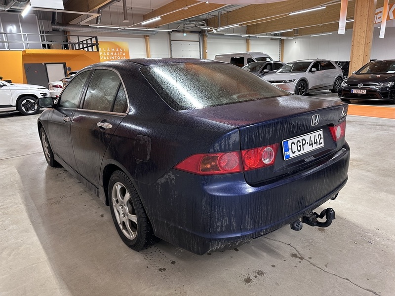 Honda Accord vaihtoauto