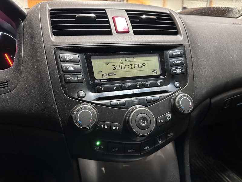 Honda Accord vaihtoauto