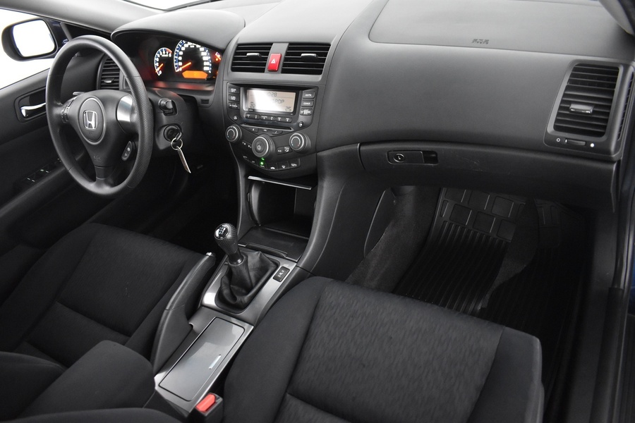 Honda Accord vaihtoauto