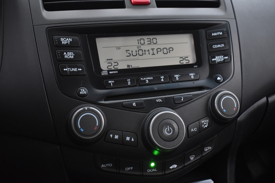 Honda Accord vaihtoauto