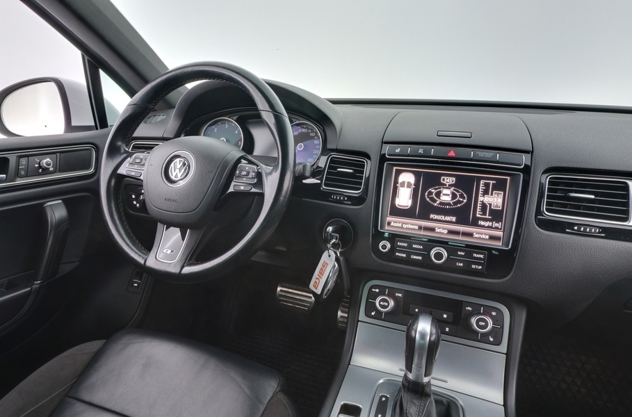 Volkswagen Touareg vaihtoauto