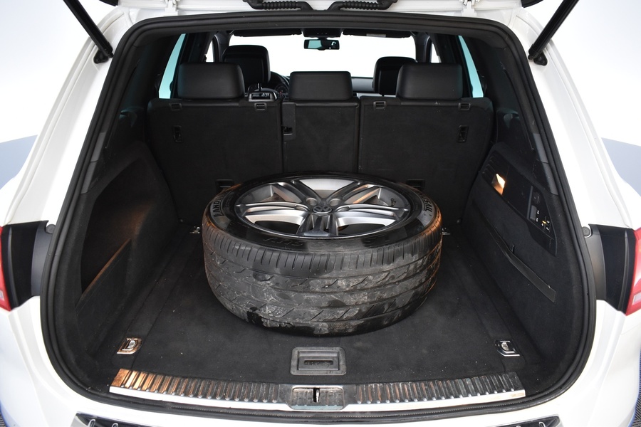 Volkswagen Touareg vaihtoauto