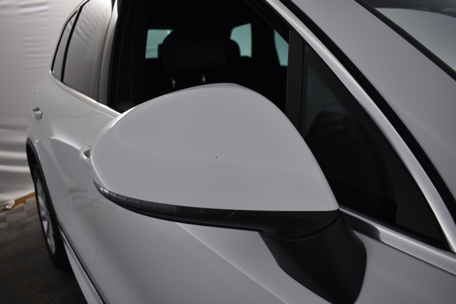 Volkswagen Touareg vaihtoauto