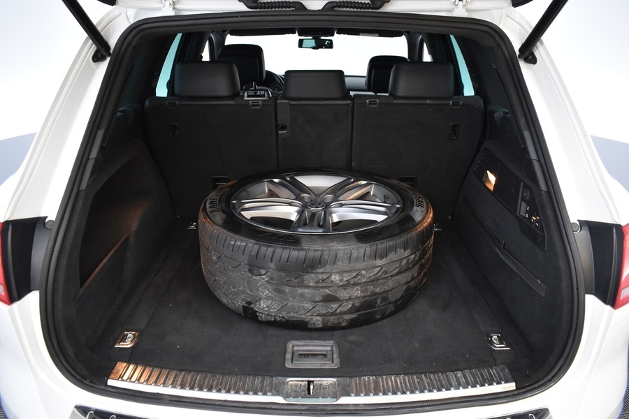 Volkswagen Touareg vaihtoauto