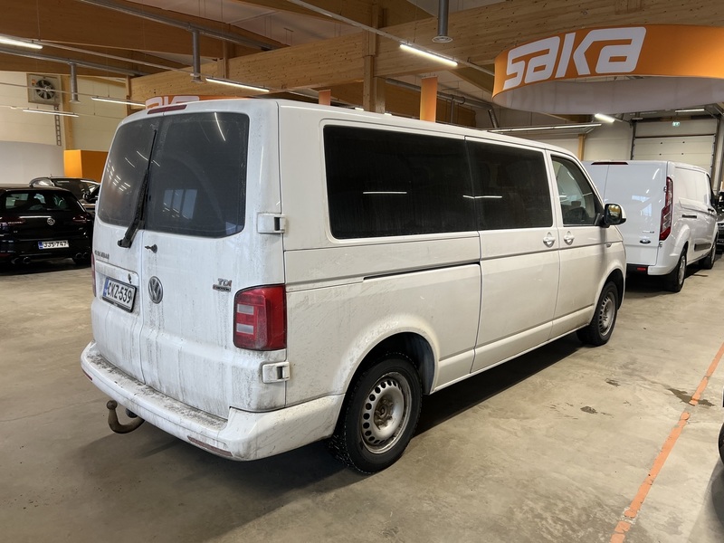 Volkswagen Caravelle vaihtoauto