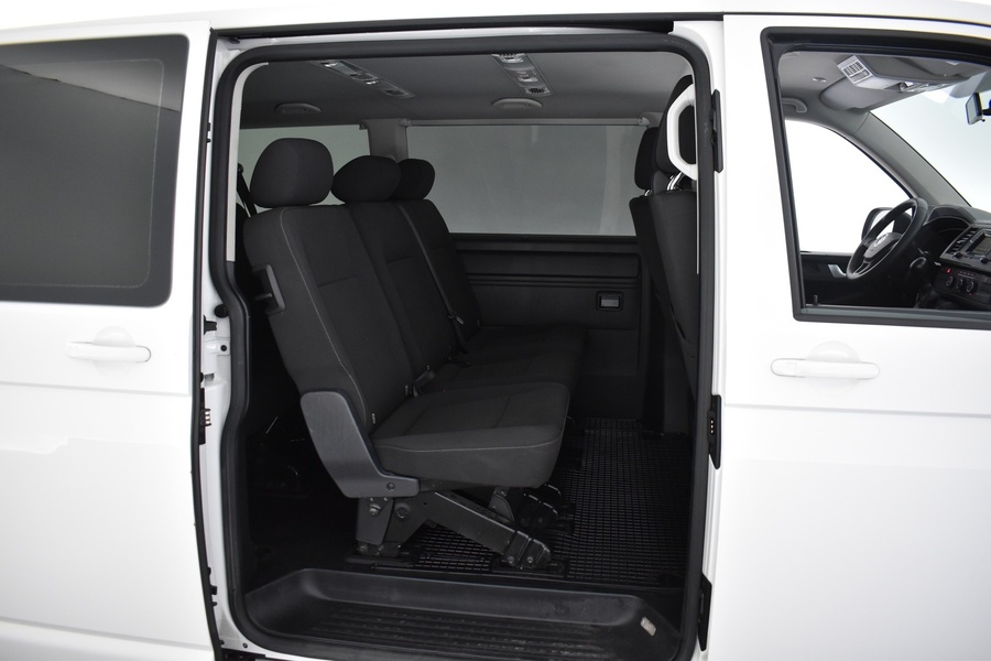 Volkswagen Caravelle vaihtoauto