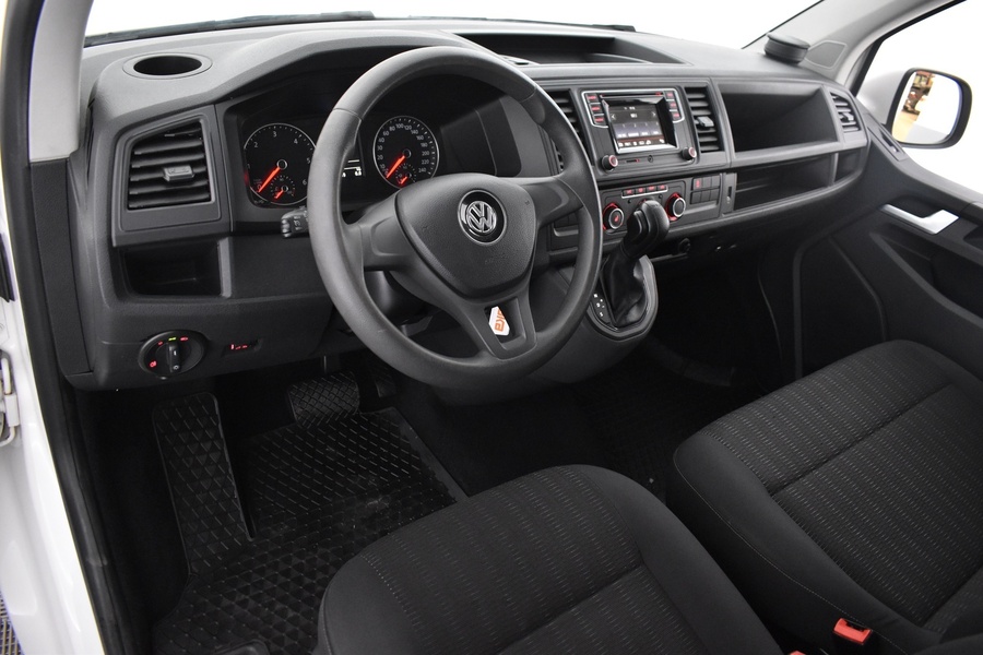 Volkswagen Caravelle vaihtoauto