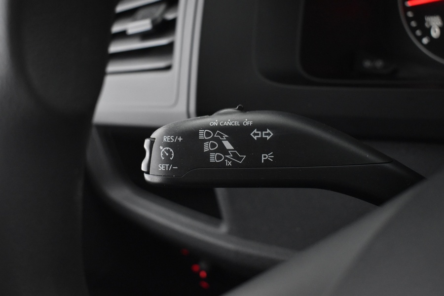 Volkswagen Caravelle vaihtoauto