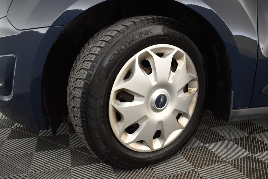 Ford Transit Connect vaihtoauto