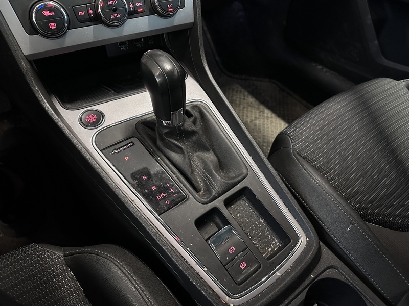 SEAT Leon ST vaihtoauto