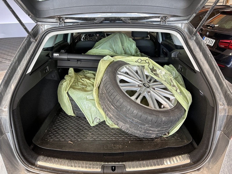 SEAT Leon ST vaihtoauto