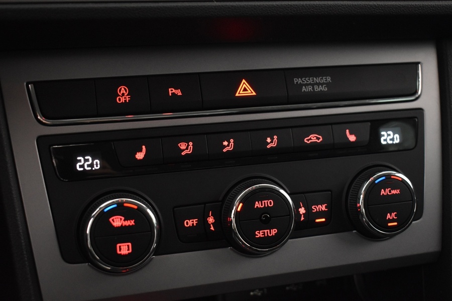 SEAT Leon ST vaihtoauto