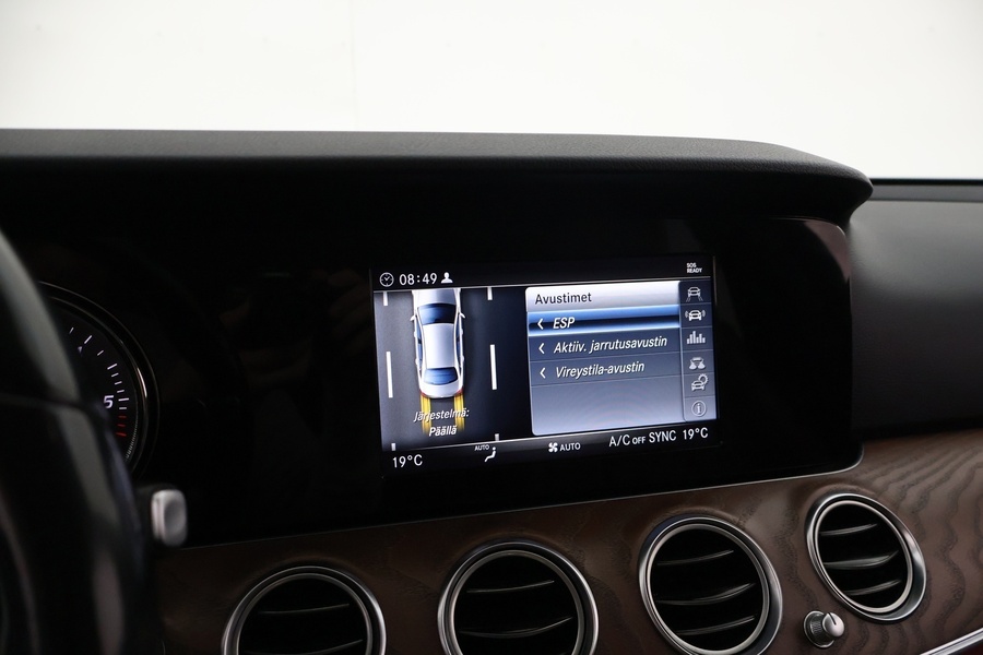 Mercedes-Benz E vaihtoauto