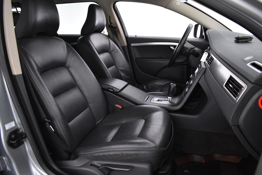 Volvo XC70 vaihtoauto