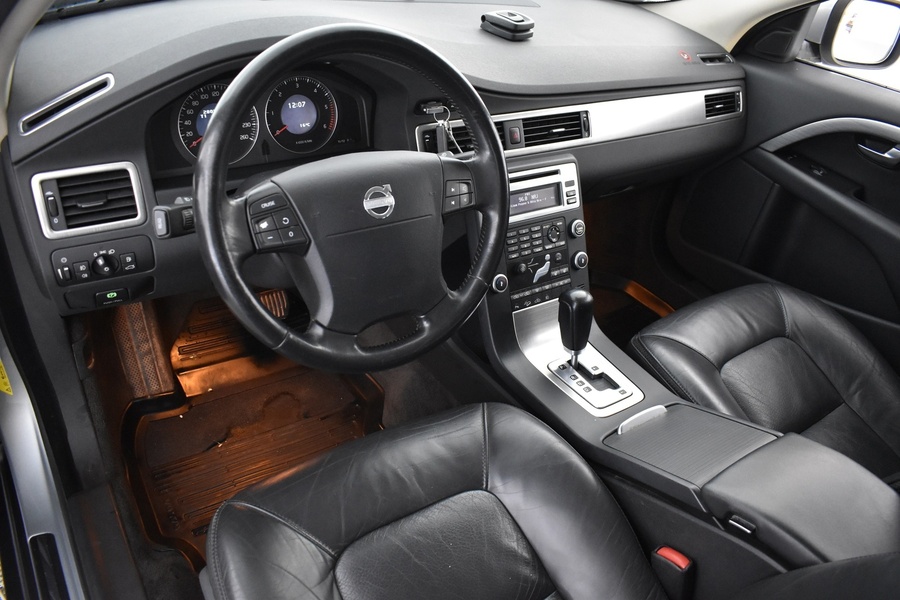 Volvo XC70 vaihtoauto