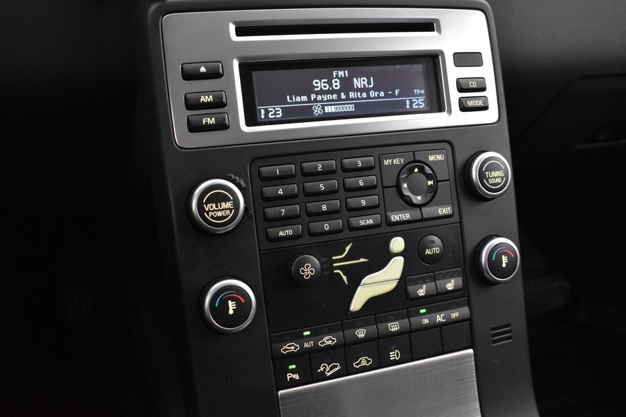 Volvo XC70 vaihtoauto