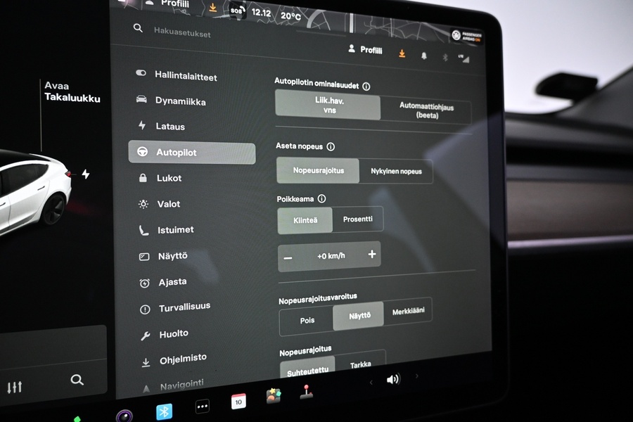 Tesla Model 3 vaihtoauto