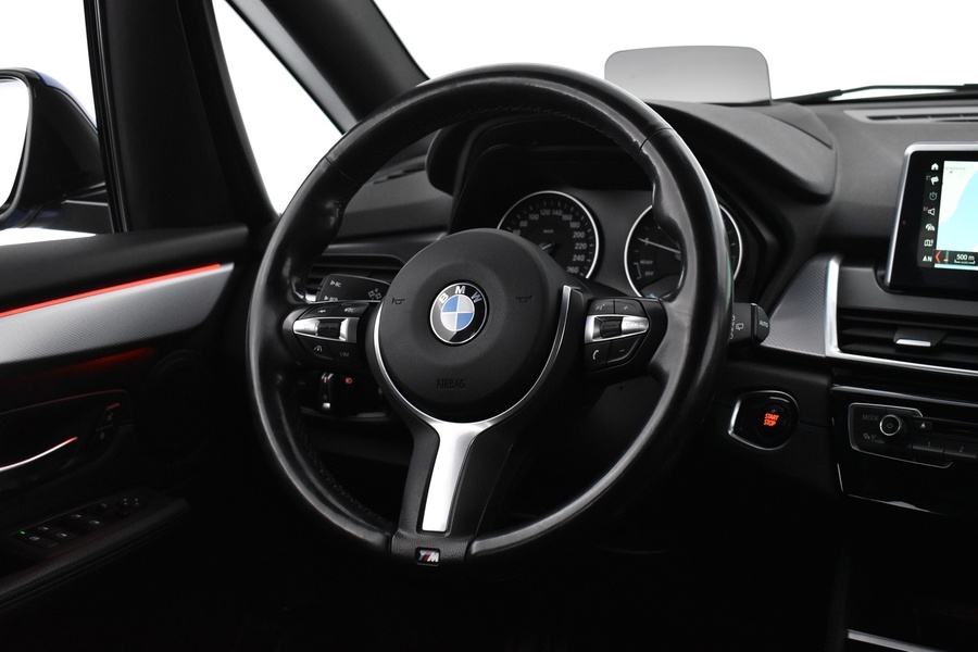 BMW 225 vaihtoauto