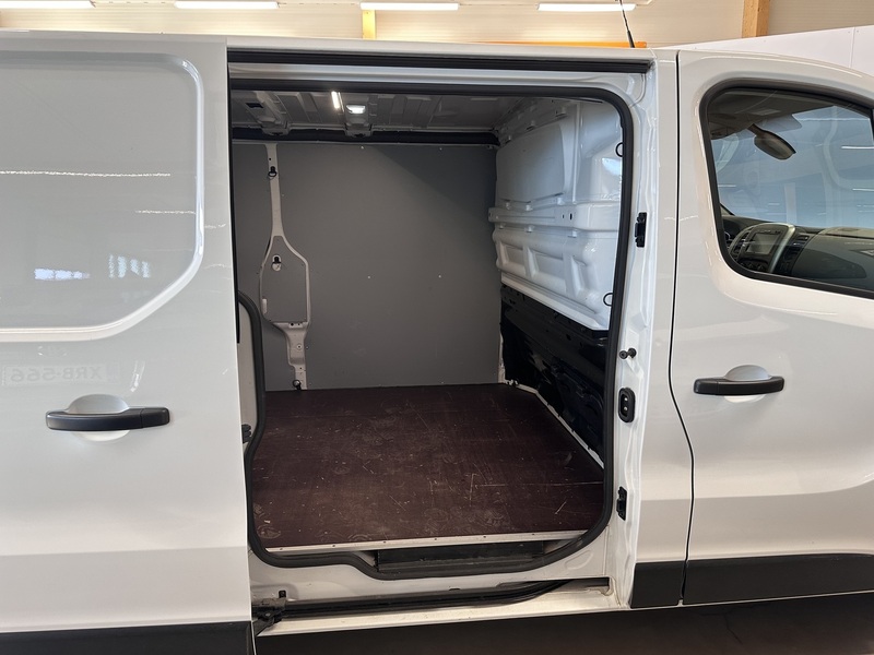 Nissan NV300 vaihtoauto