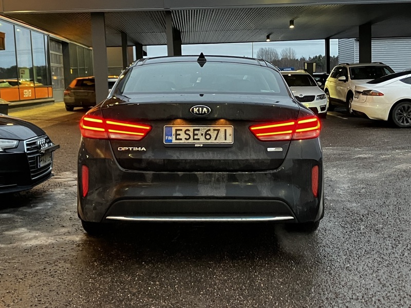 Kia Optima vaihtoauto
