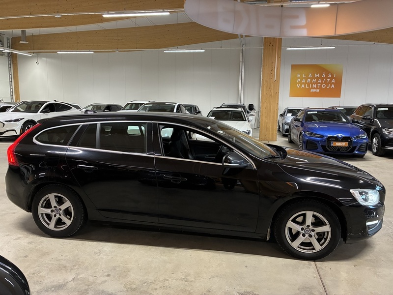 Volvo V60 vaihtoauto