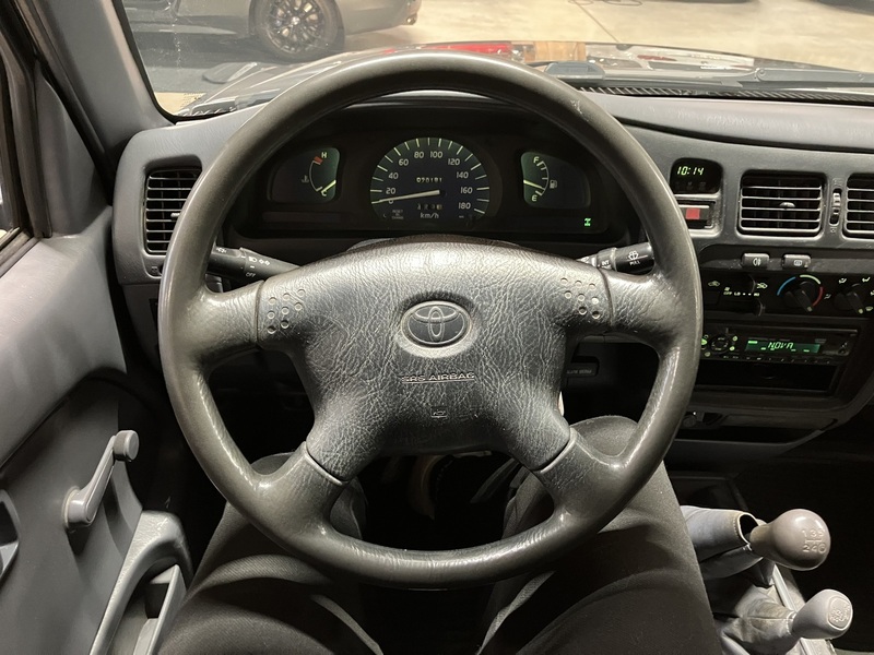 Toyota Hilux vaihtoauto