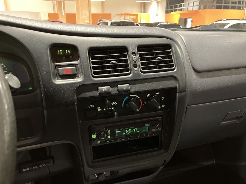 Toyota Hilux vaihtoauto